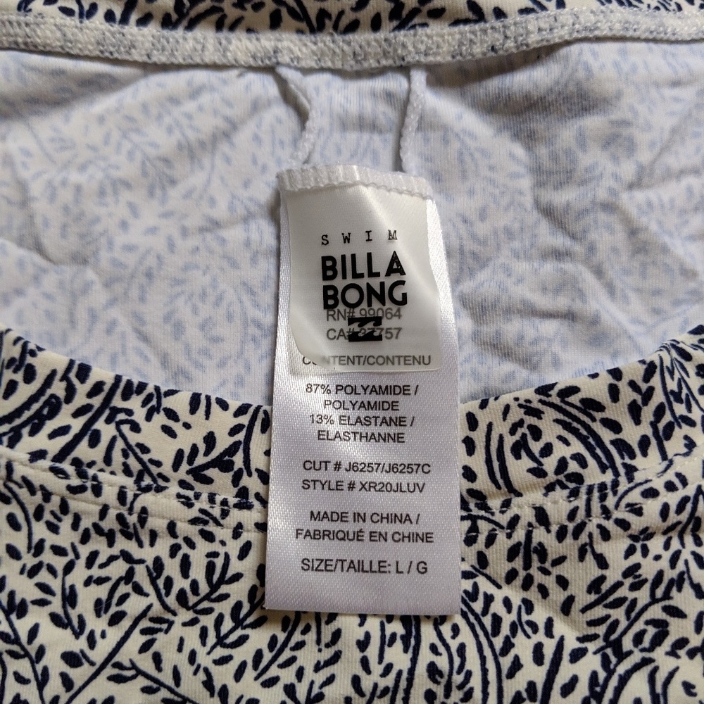 Billabong short sleeve SPF SWIM TOP